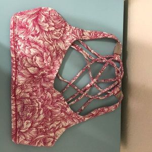 Lululemon sports bra.